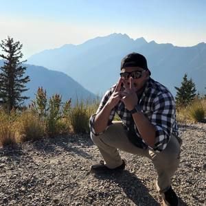 Meet your Posher, Joey